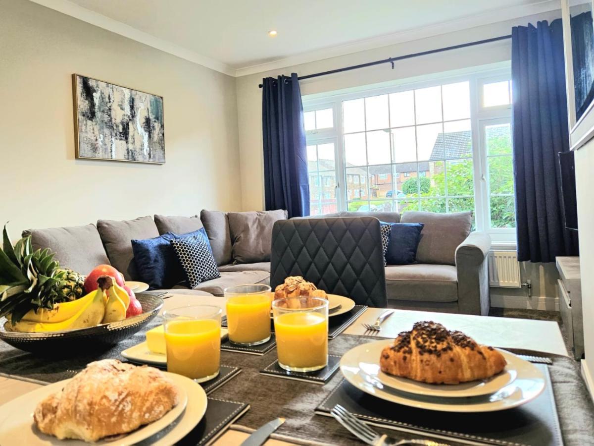Potter'S Escape-Walking Distance From The Studios! Abbots Langley Екстер'єр фото